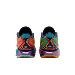 Nike LeBron 21 - Stabilité et Accroche